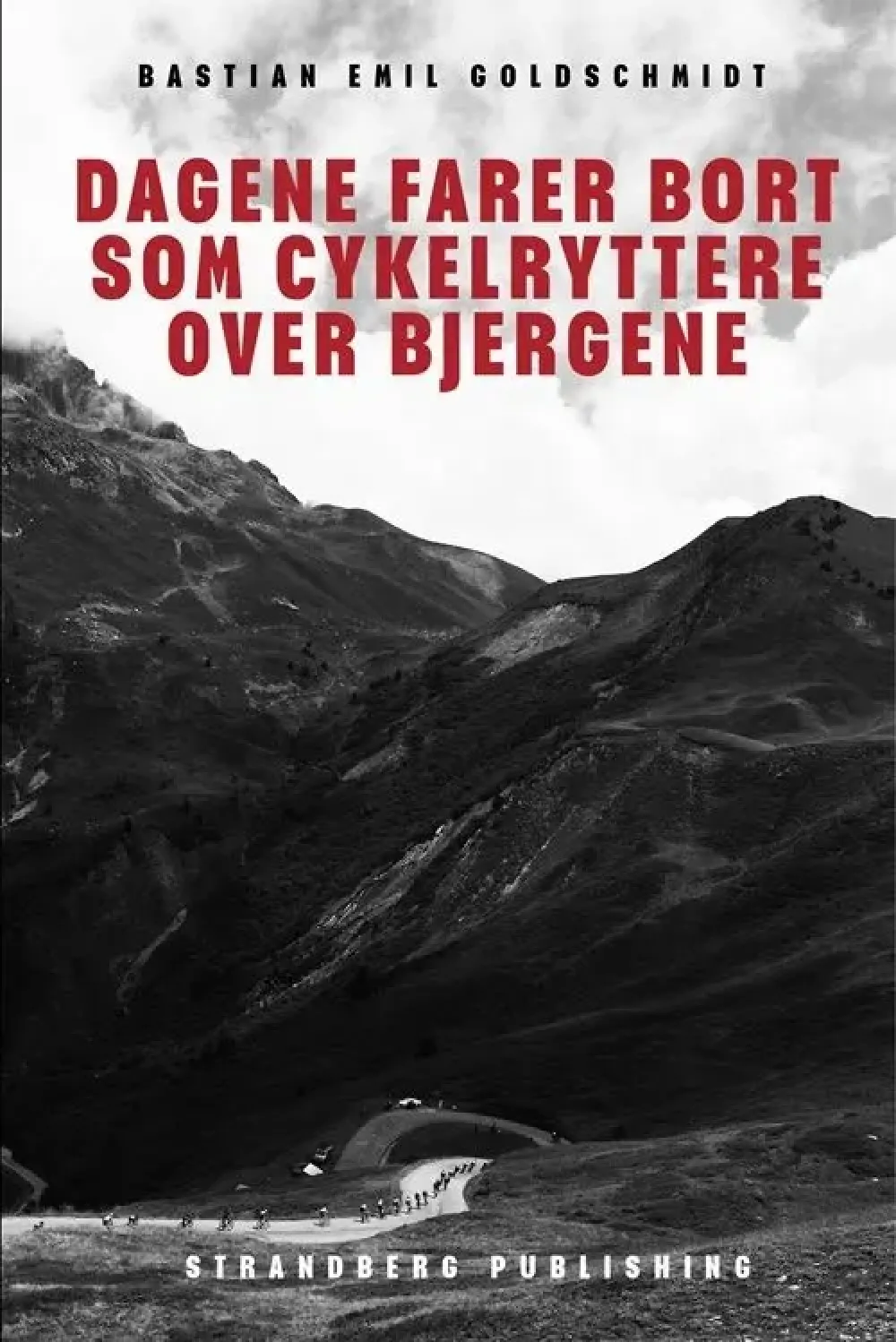 Dagene farer bort som cykelryttere over bjergene
