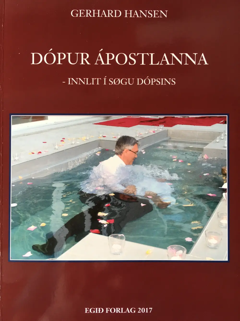 Dópur Ápostlanna, Innb.