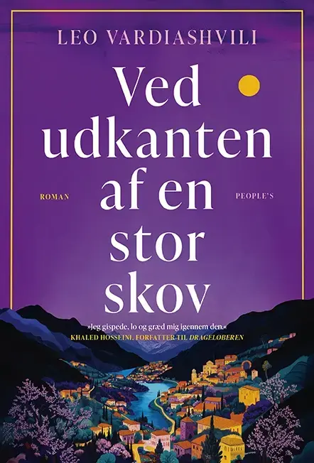 Ved udkanten af en stor skov